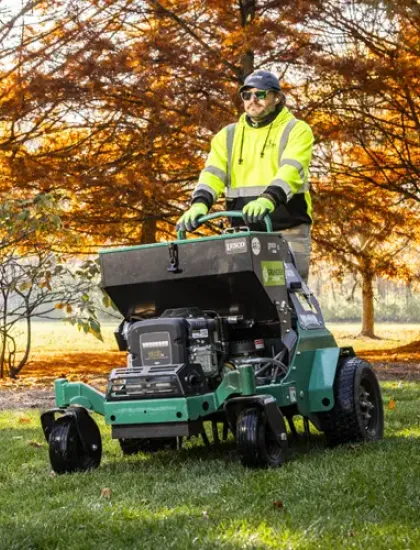 Grunder Green Service Tech Lawn Aeration